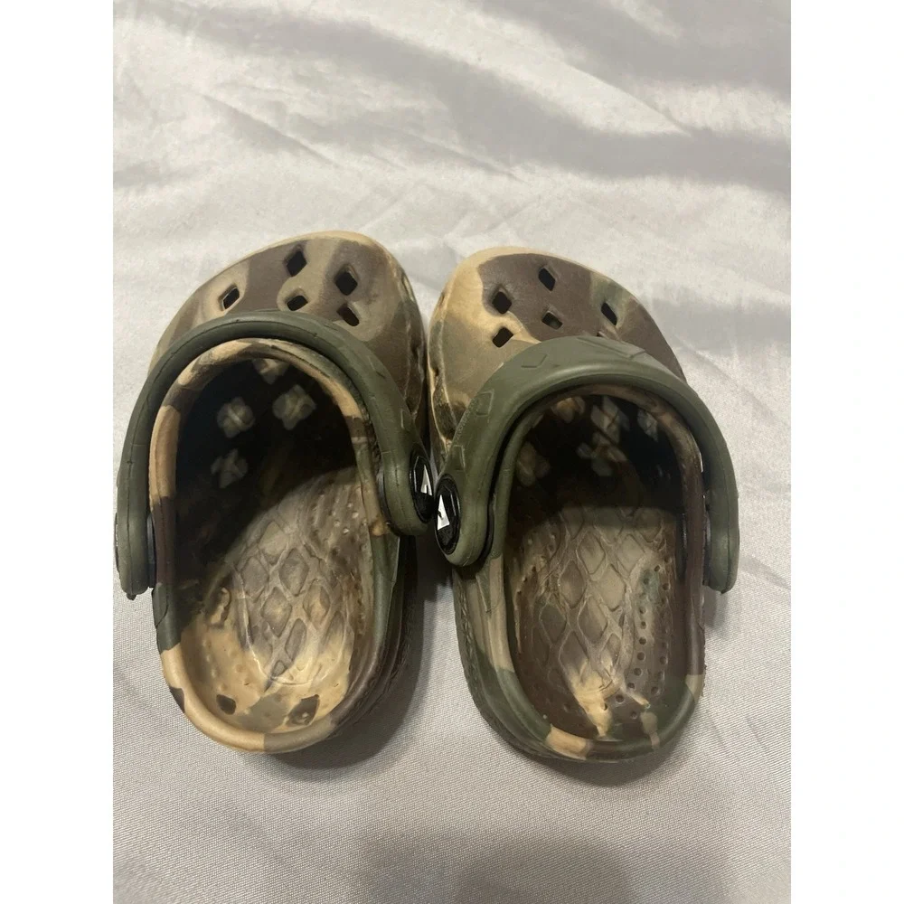 Crocs Classic True Timber Camo Clog Baby size 3